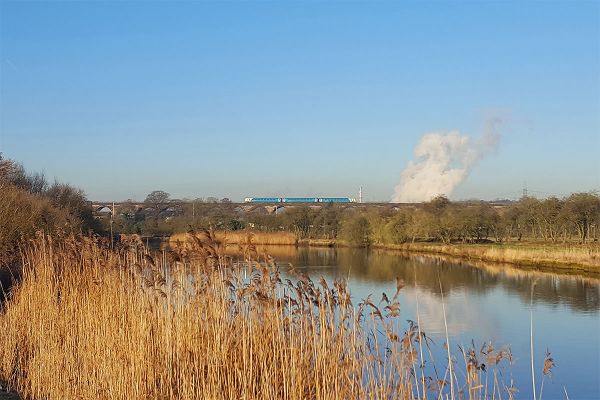 train river weaver frodsham